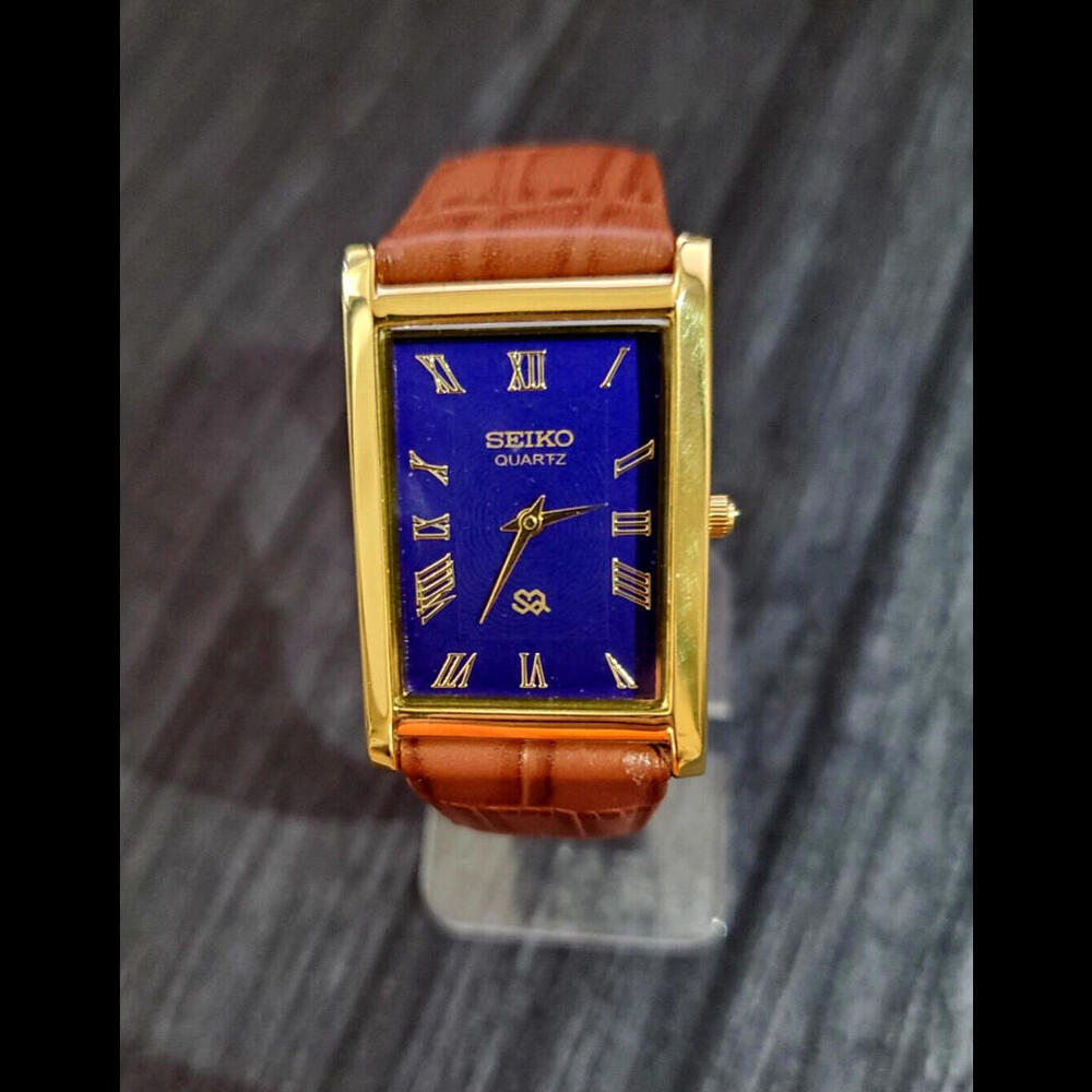 NOS Men's  Slim Seiko Gold Tank Rectangular Blue‎ Dial New Mvt & Batt 🌟